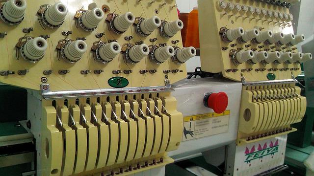 國產(chǎn)PLC控制器OEM